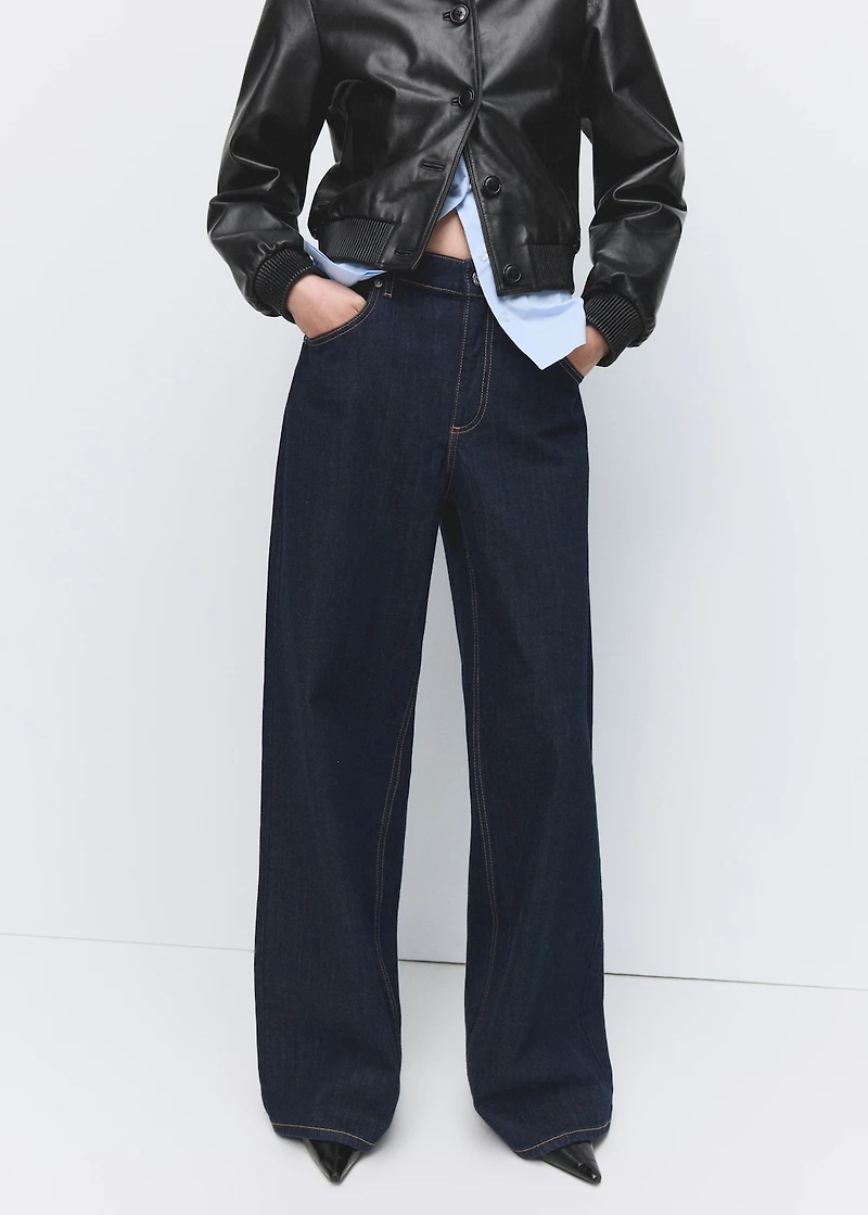 Low-rise wide-leg jeans