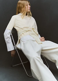 Short-sleeved wool sweater