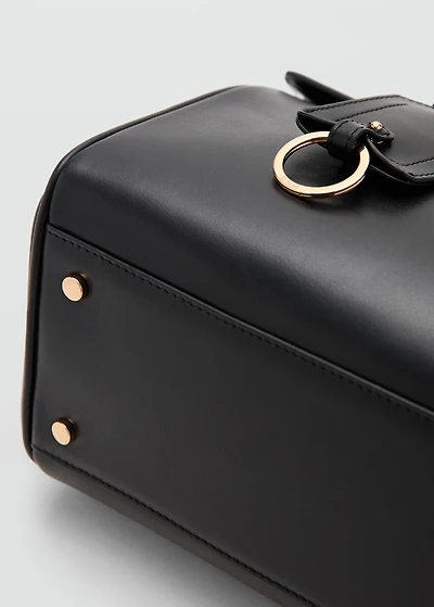 Leather shoulder bag with charms