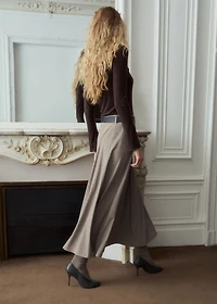 A-line skirt with godets and belt