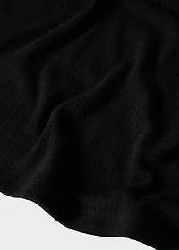 Ribbed long-sleeved t-shirt