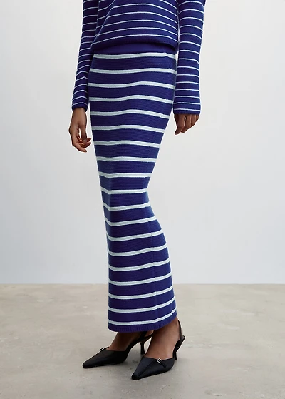 Striped knitted skirt