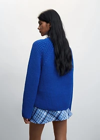 Chunky-knit V-neck sweater