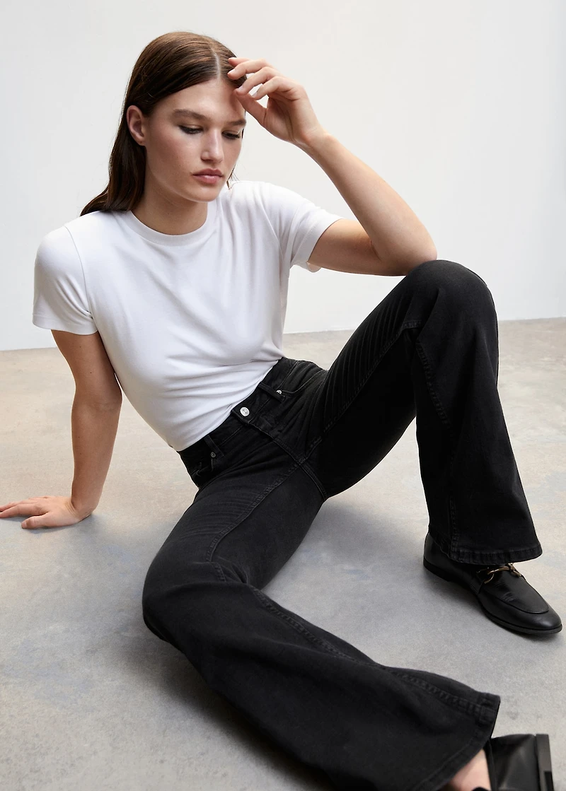 Medium-rise flared jeans