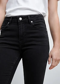 Medium-rise flared jeans