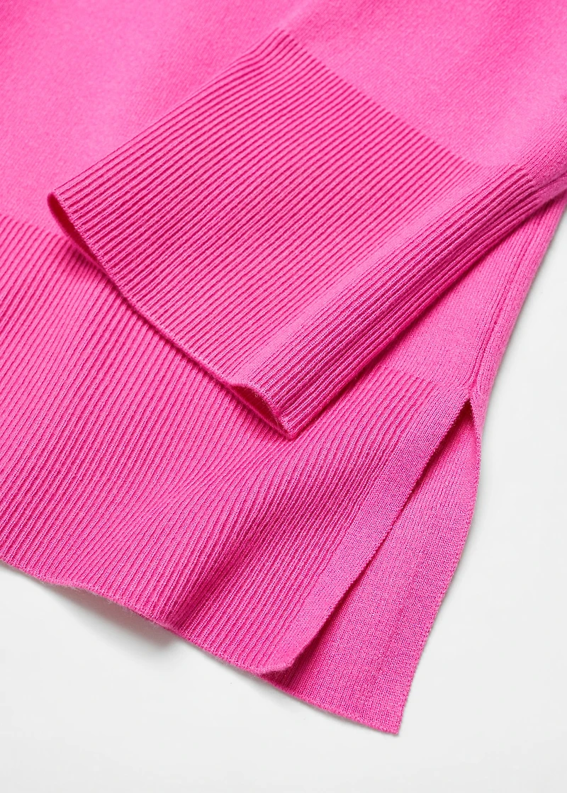 Oversized V-neck sweater