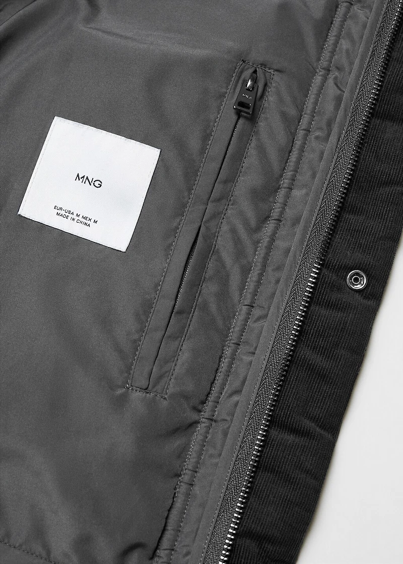 Water-repellent quilted barn jacket