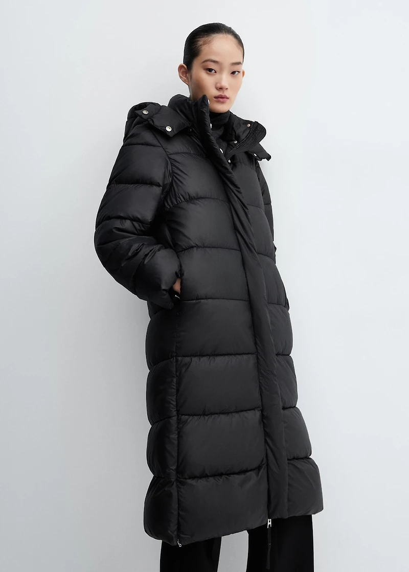 Water-repellent hood puffer coat