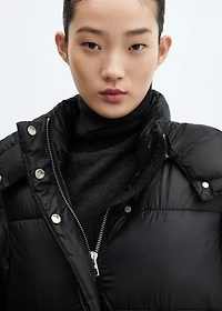 Water-repellent hood puffer coat