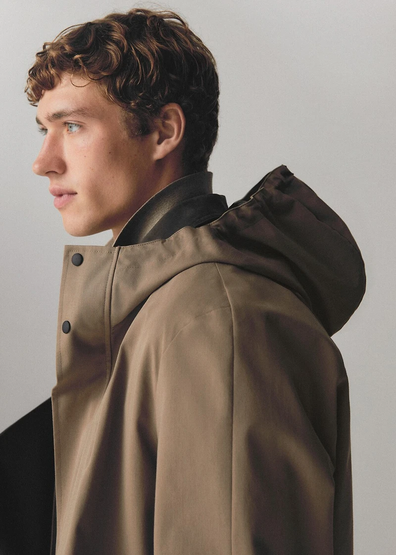 Water-repellent hooded barn jacket