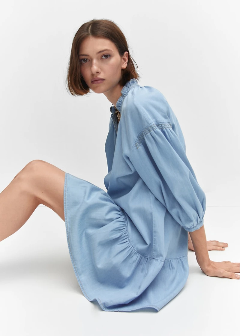 Puffed-sleeved dress will frills