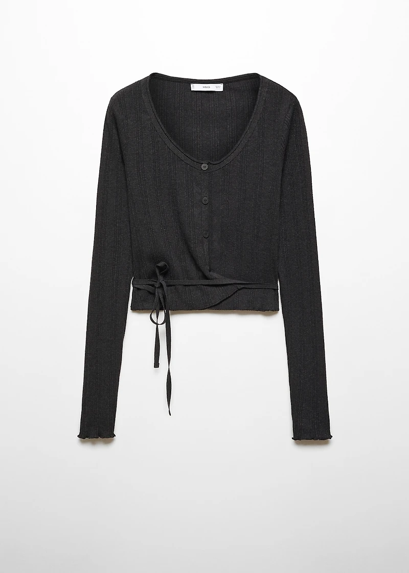 Knitted t-shirt with button