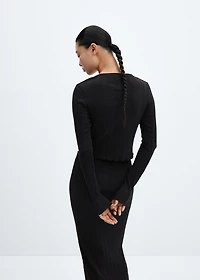 Knitted t-shirt with button