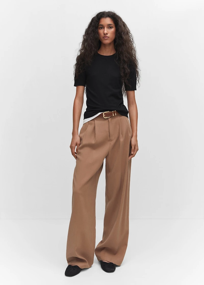 Short sleeve sweater