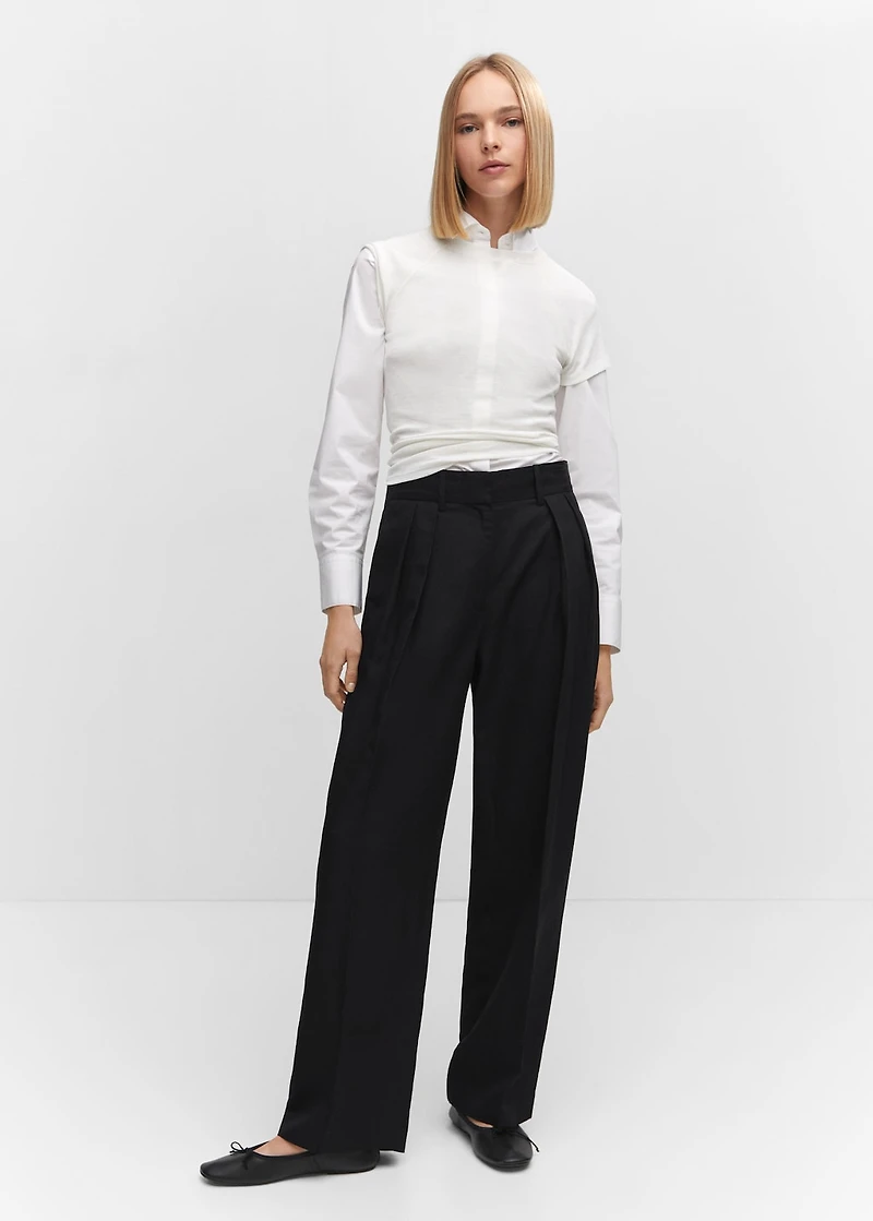 Wide leg pleated pants