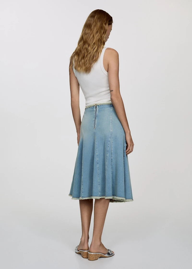 Denim skirt with frayed ends