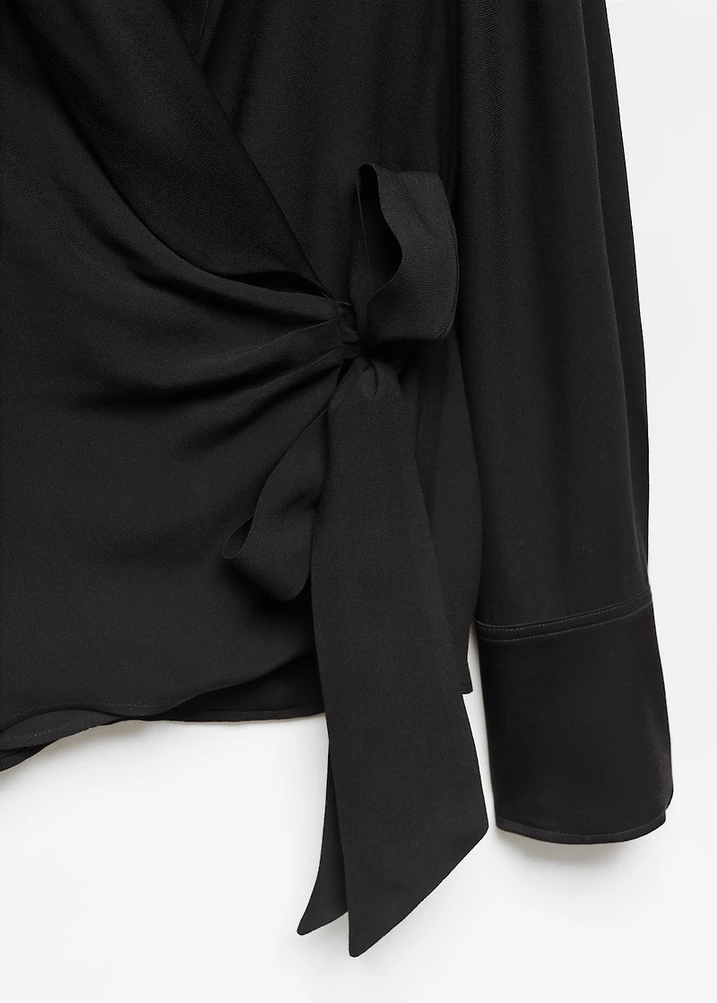 Double-breasted blouse with bow