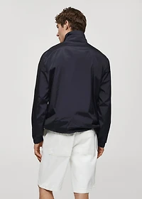 Water-repellent jacket with zip