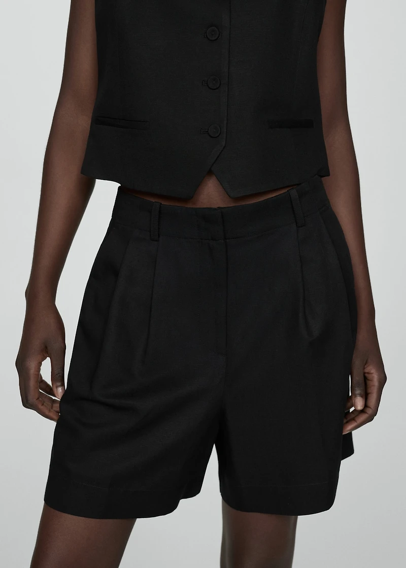 Linen-blend Bermuda plated shorts