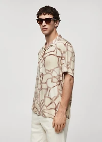 Printed flowing shirt with bowling collar