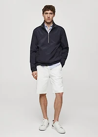 Water-repellent jacket with zip