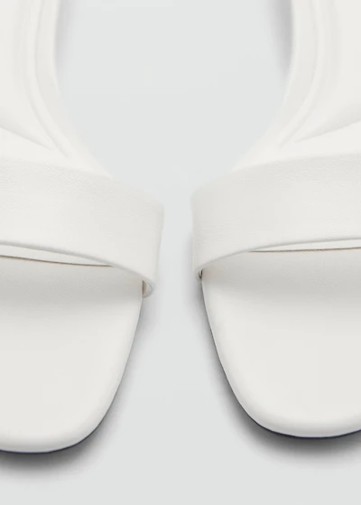 Kitten heel sandals with straps