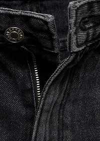 Mid-rise straight jeans