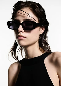 Open-back knitted dress