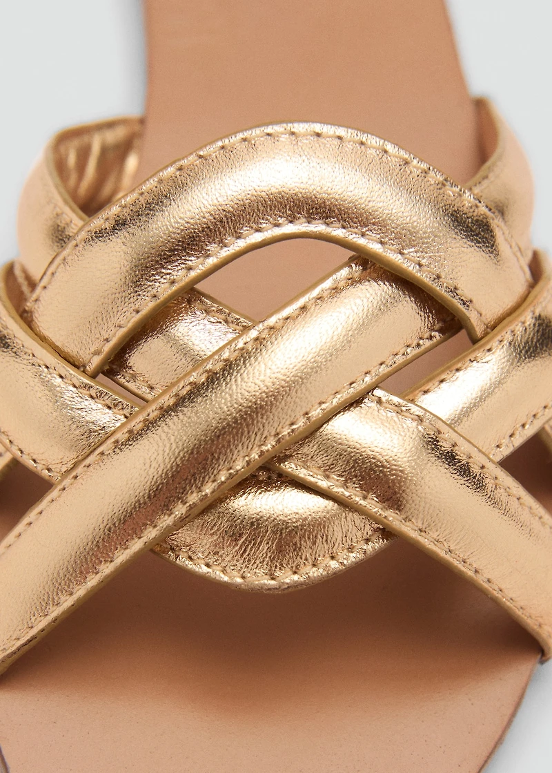 Leather straps sandals