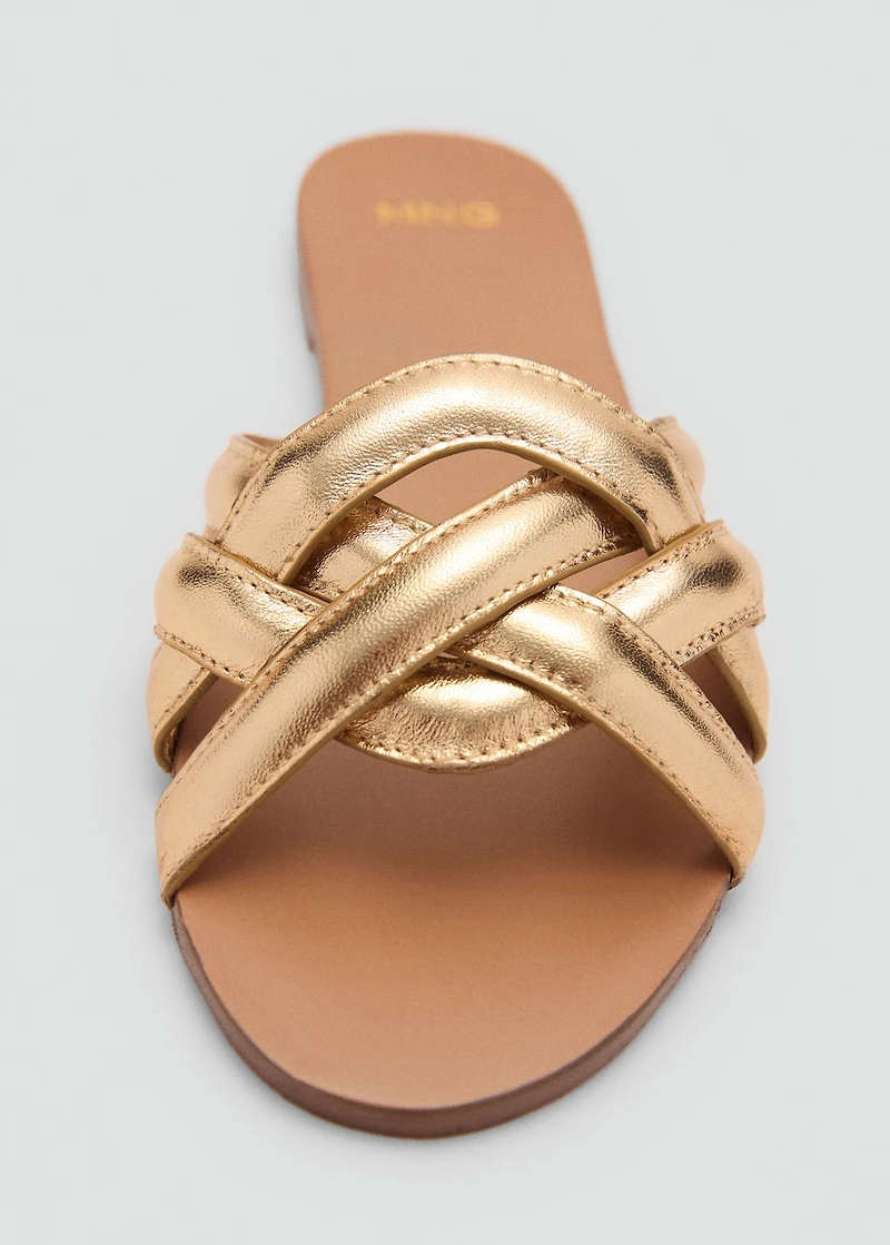 Leather straps sandals