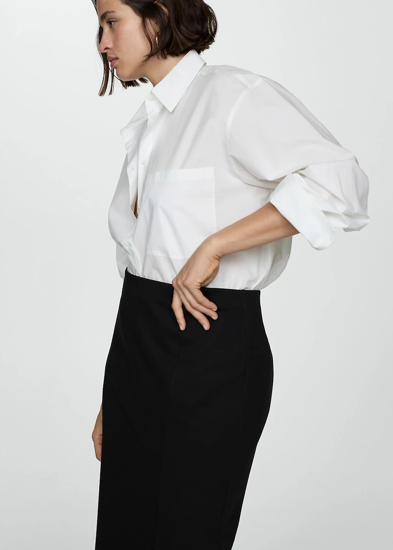 Pencil skirt with Rome-knit opening