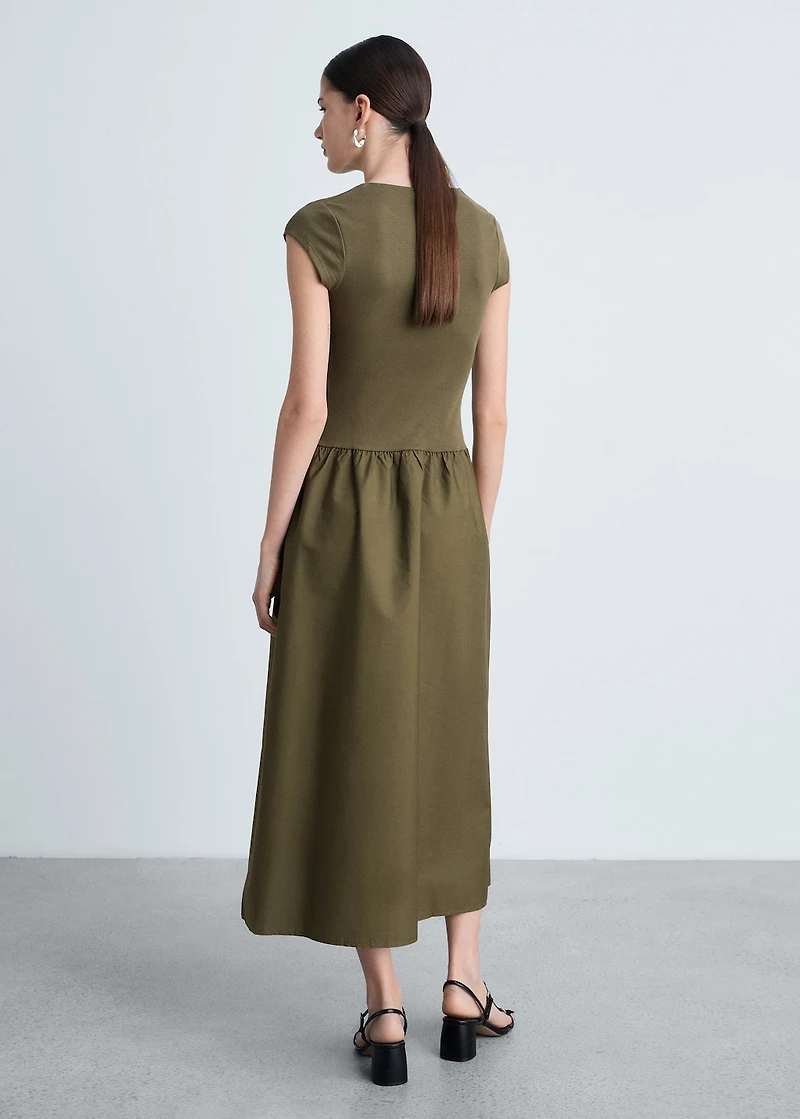 Flared dress combined fabric