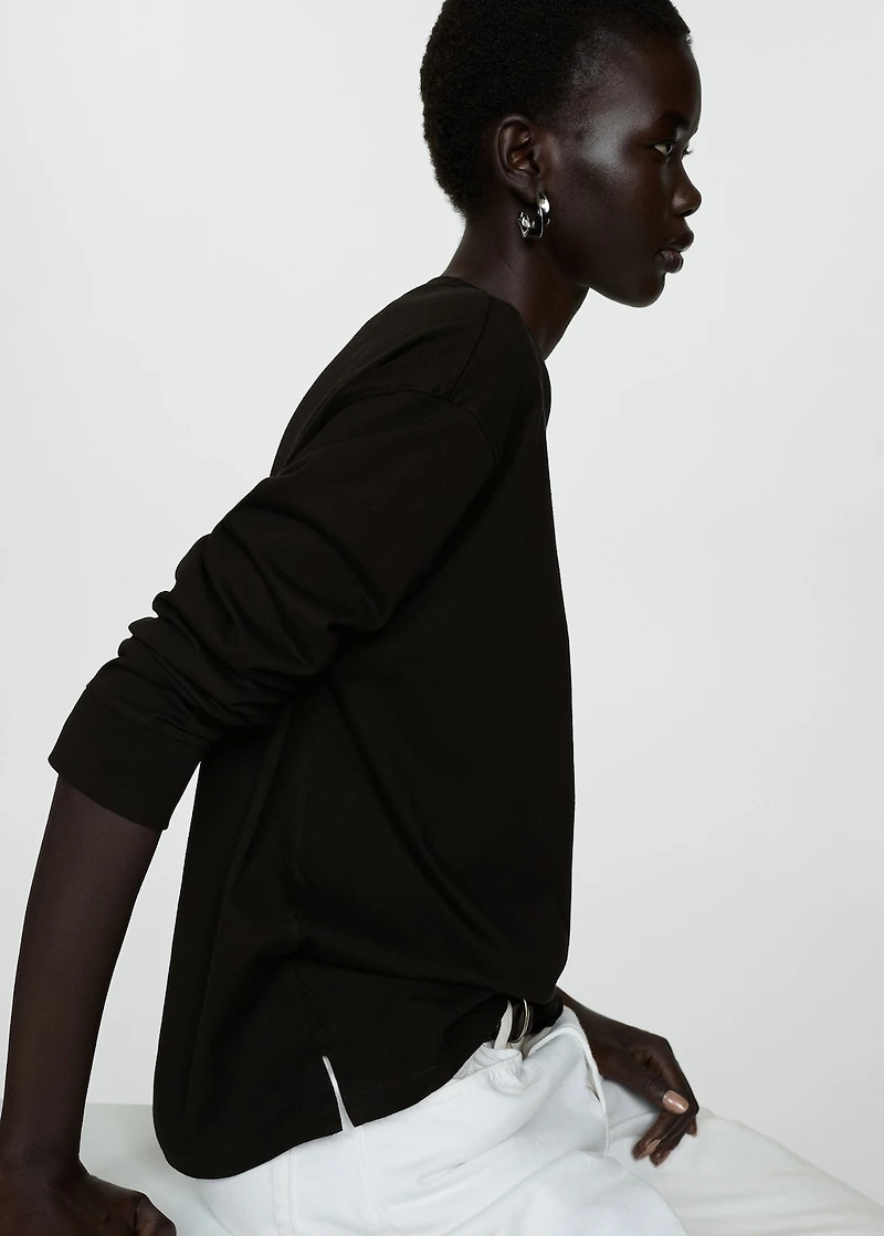 Long sleeve cotton t-shirt