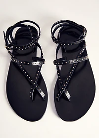 Leather straps sandals