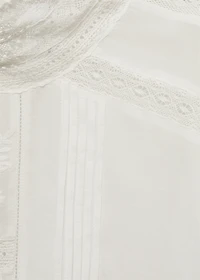 Embroidered details blouse