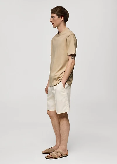 Basic 100% cotton relaxed-fit t-shirt