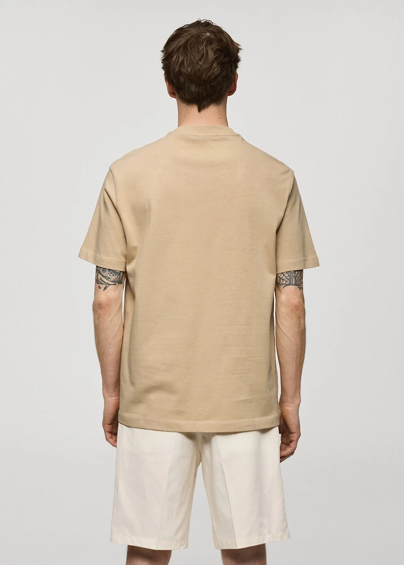 Basic 100% cotton relaxed-fit t-shirt