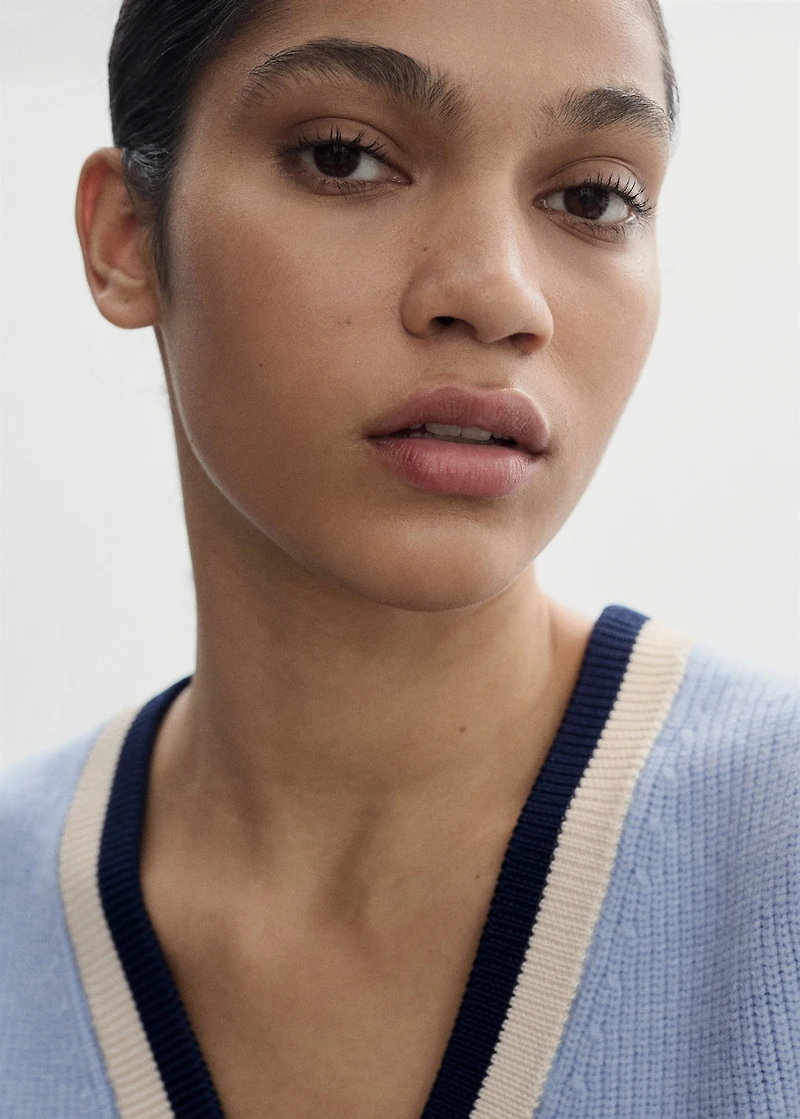 Contrast V-neck vest