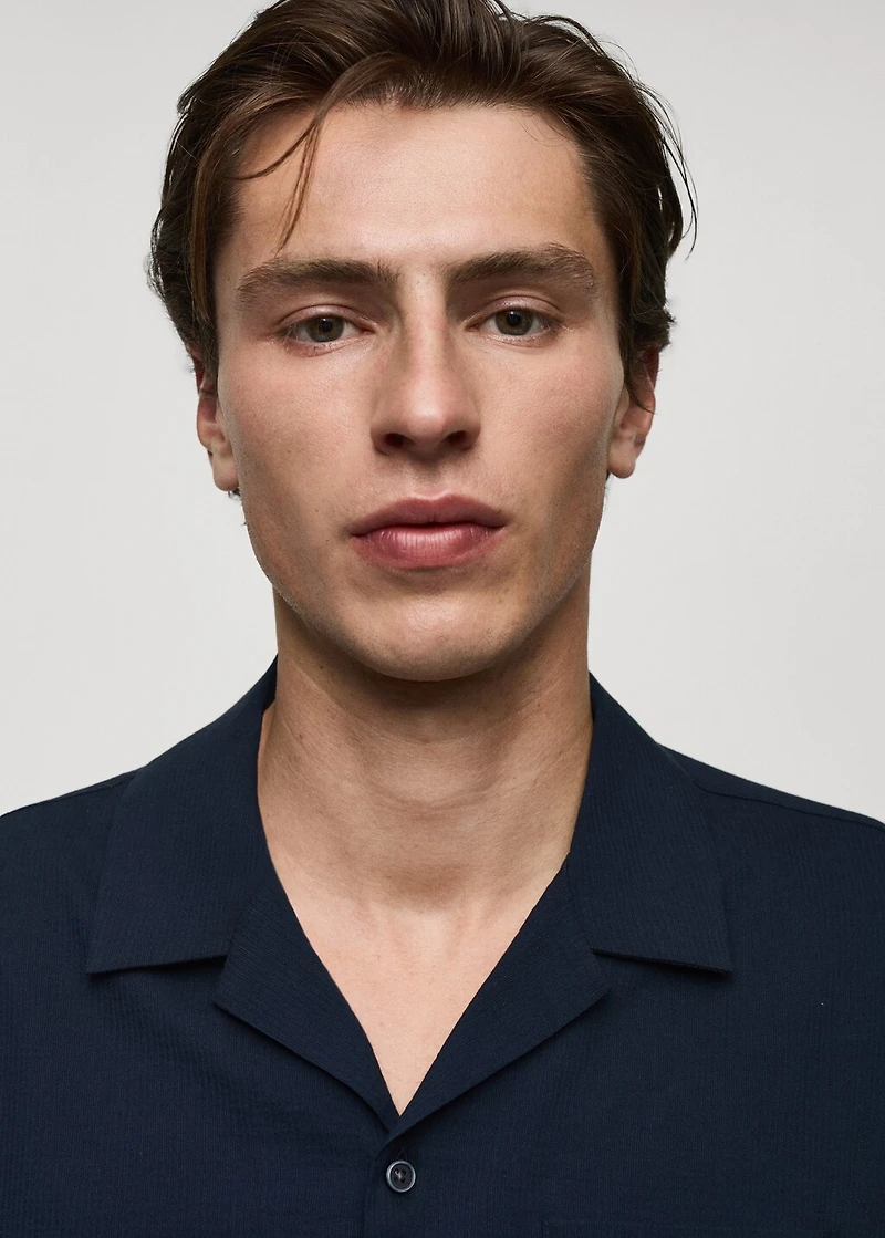 Regular-fit 100% seersucker cotton shirt