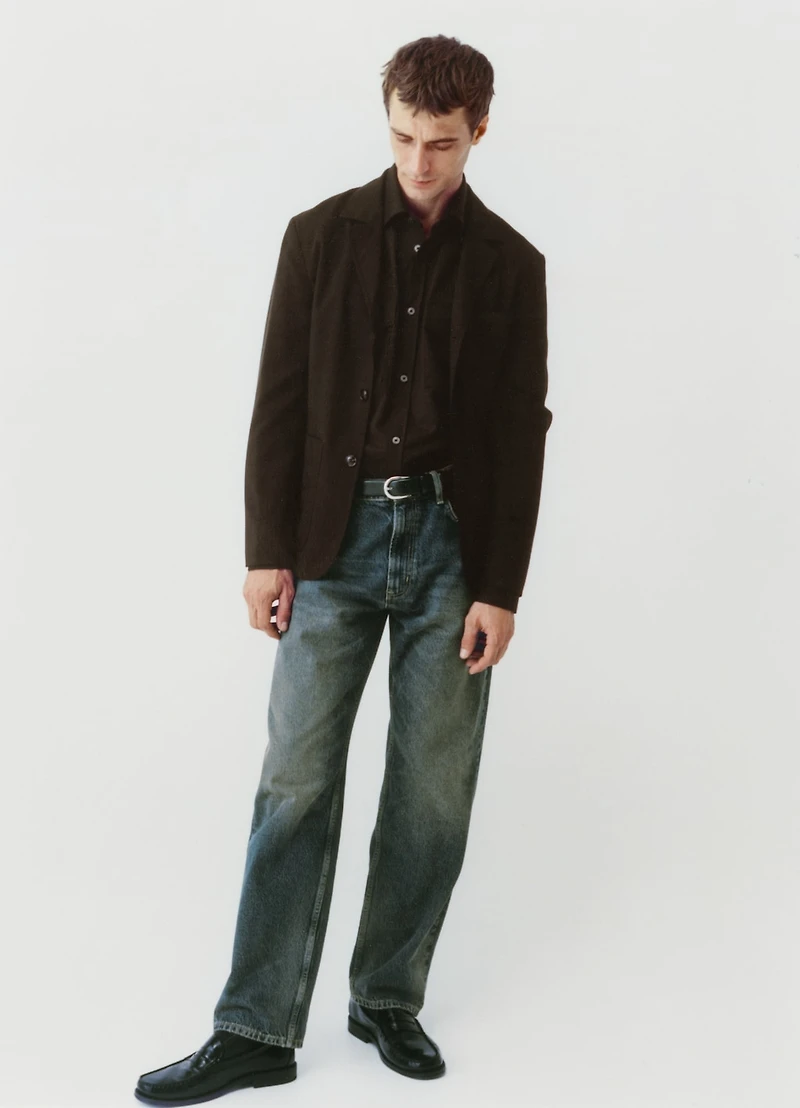 Straight-fit jeans with frayed effect