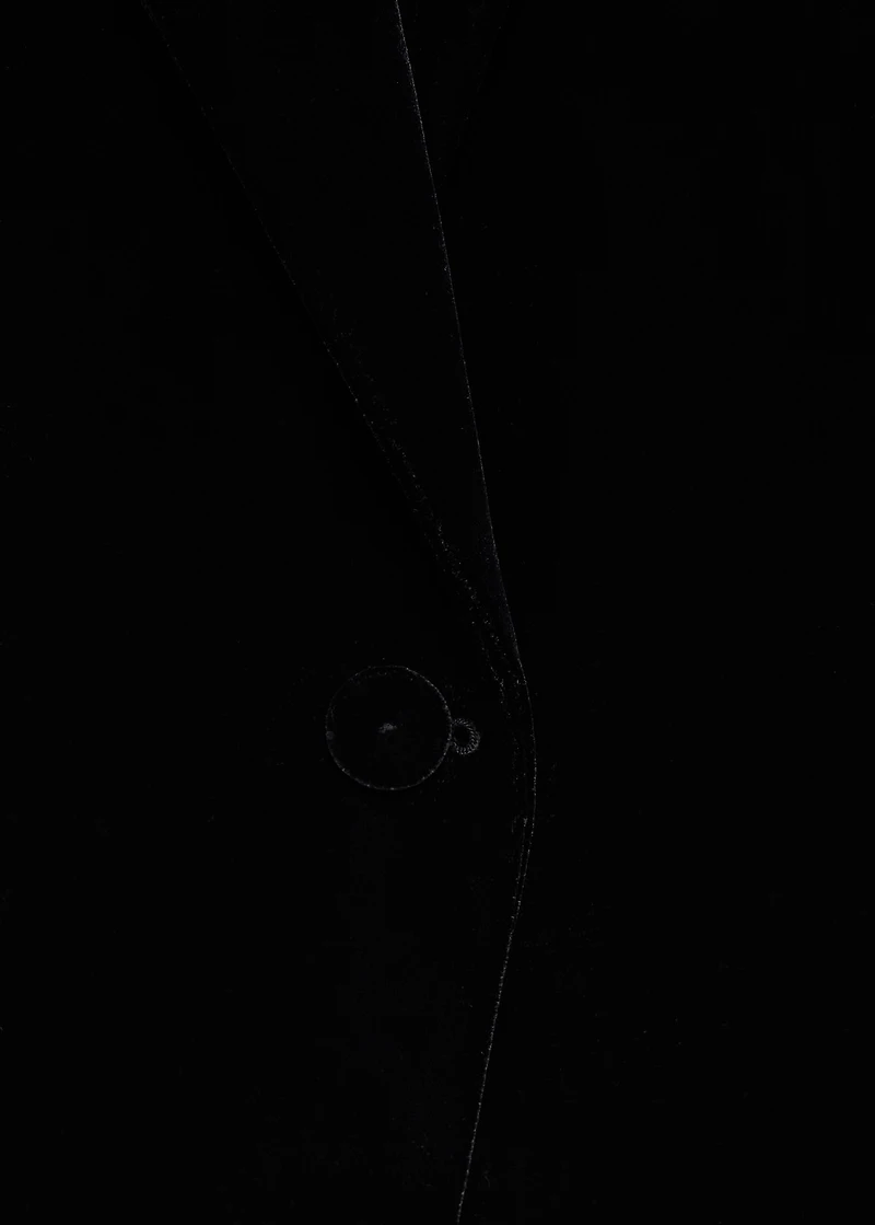 Structured velvet blazer