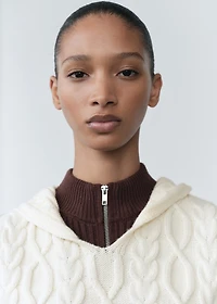 Cable-knit vest with hood