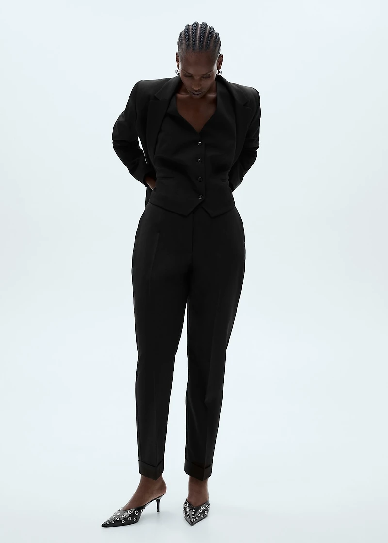 Suit vest with buttons