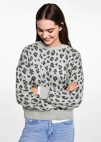 Leopard pattern sweater