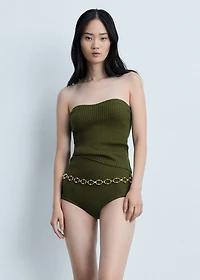 Knitted top with sweetheart neckline