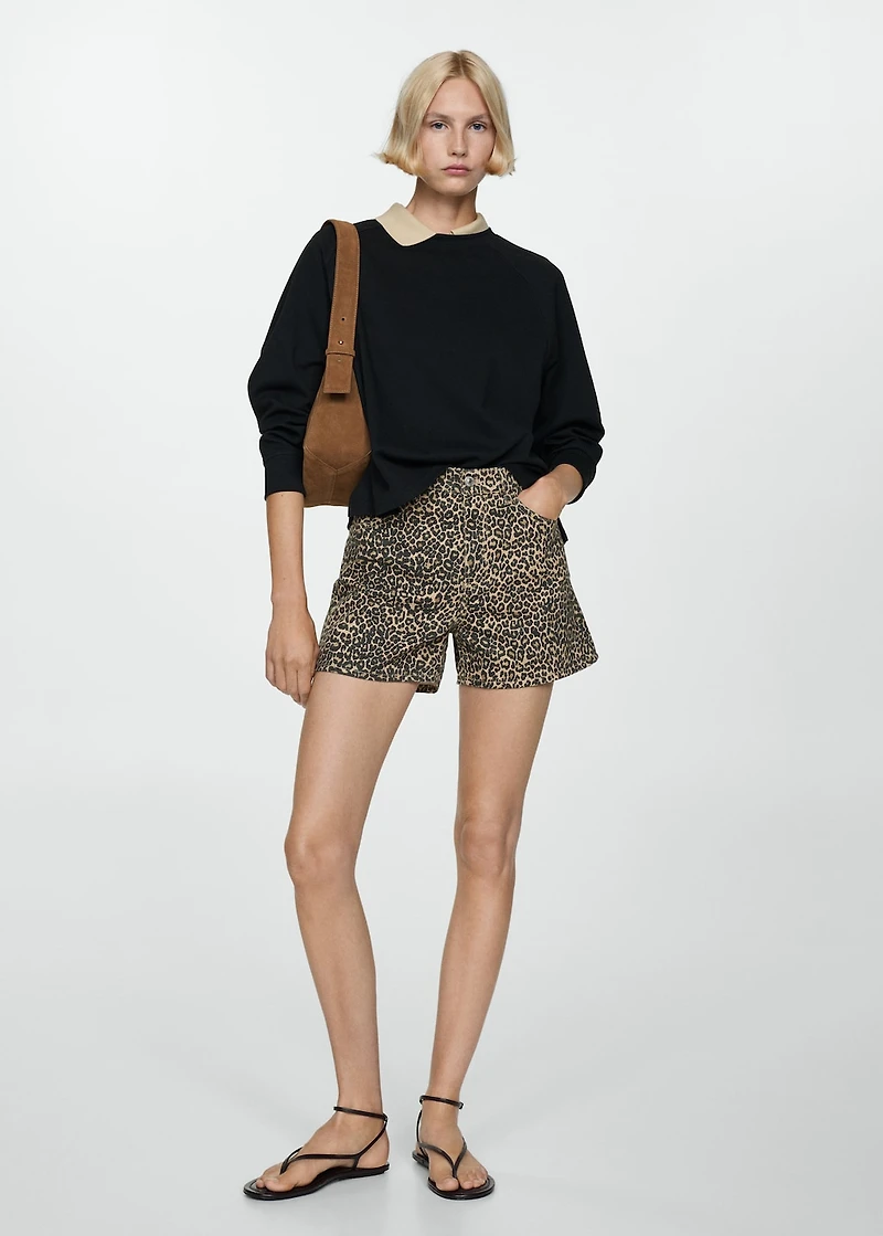 Leopard-print straight shorts