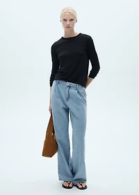 Wide-leg pleated jeans