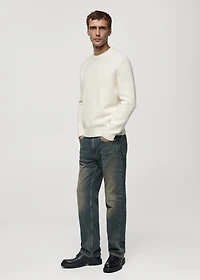 Straight-fit jeans with frayed effect