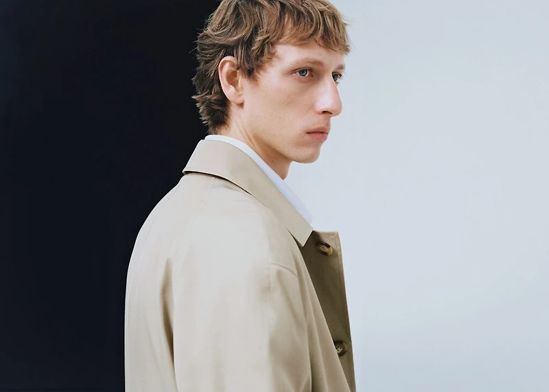 Relaxed-fit water-repellent trench coat