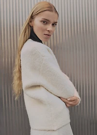 Round-neck sweater with soft finish